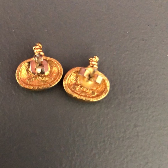 EUC Pumpkin 🎃 Earrings - Picture 2 of 2